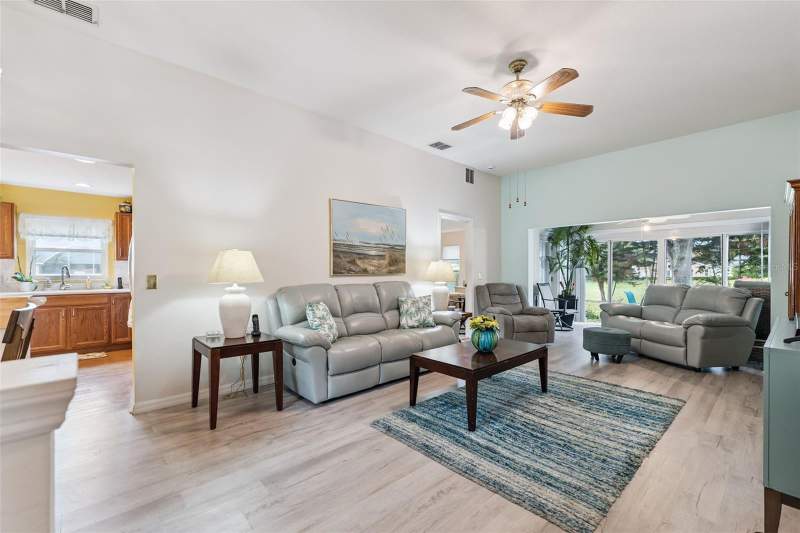 3 bedroom Single Family Residence at 483 Lake Suzanne Drive, Chalet Estates, Lake Wales — photo 5