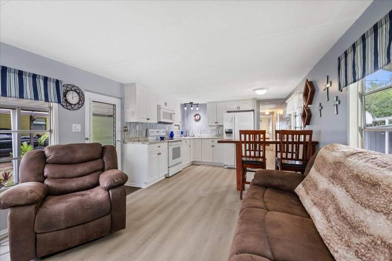 2 bedroom Mobile Home at 3405 Florence Drive, Terra Siesta Mobile Home Park Co-Op, Ellenton — photo 5