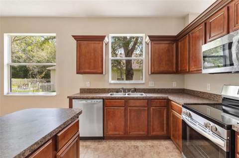 3360 Creek Run Lane, Eustis FL - photo 11 of 47