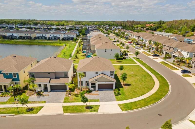 8 bedroom Single Family Residence at 4472 Monado Drive, Bellavida Ph 2C, Kissimmee — photo 5