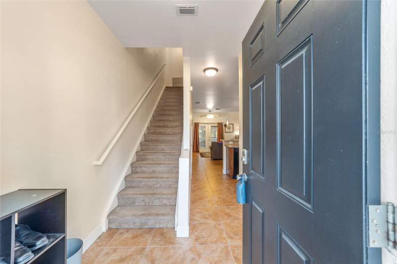 2 bedroom Condominium at 2915 SW 35th Place #102, Woods Edge South, Gainesville — photo 4
