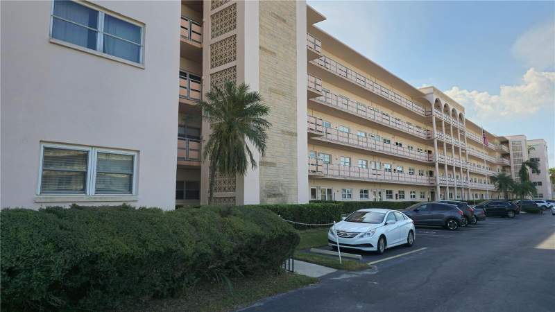 5623 80TH ST N #510 home for sale in Five Towns Of St Pete