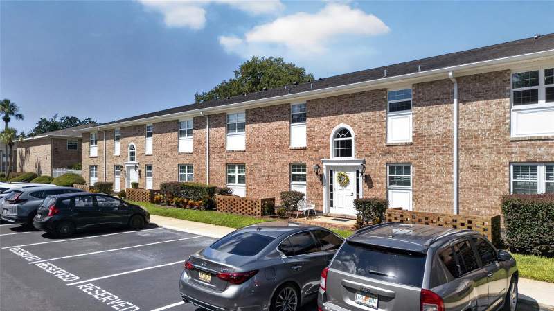 2 bedroom Condominium at 4386 Lake Underhill Road #D, Plantation Apts Orlando, Orlando — photo 2