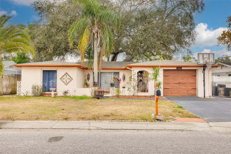 3322 FAIRMOUNT DRIVE home for sale in Holiday Lake Estates
