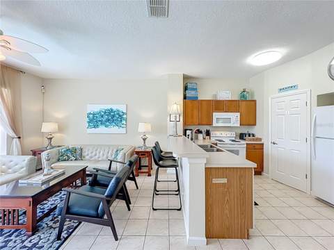 8104 Princess Palm Lane, Kissimmee FL - photo 12 of 71