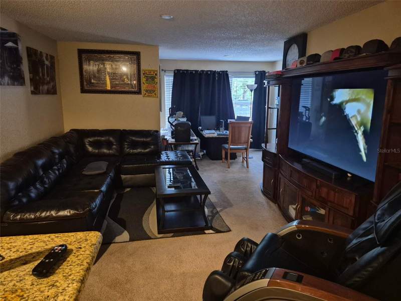 2 bedroom Condominium at 5124 CONROY ROAD #11, RESIDENCES/MILLENIA, ORLANDO — photo 2