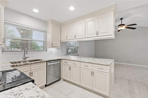4897 Harbor Woods Drive, Palm Harbor FL - photo 17 of 38