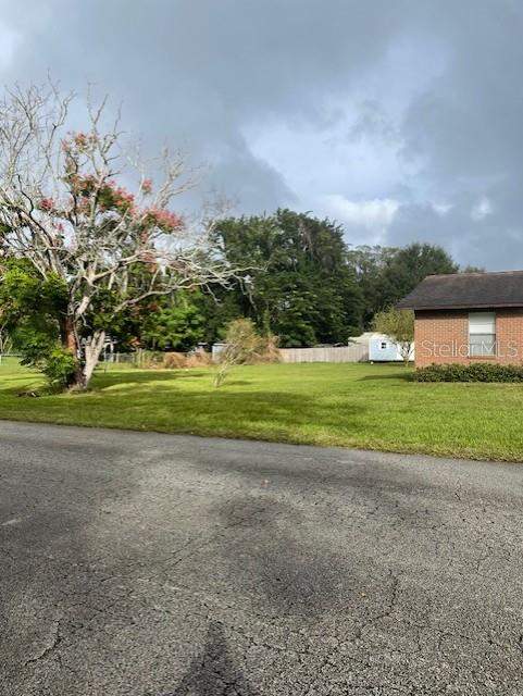 3 bedroom Single Family Residence at 61 Matanzas Road, Plantation Estates Unit 08, Debary — photo 2