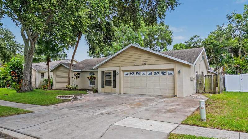 2179 CYPRESS POINT DRIVE