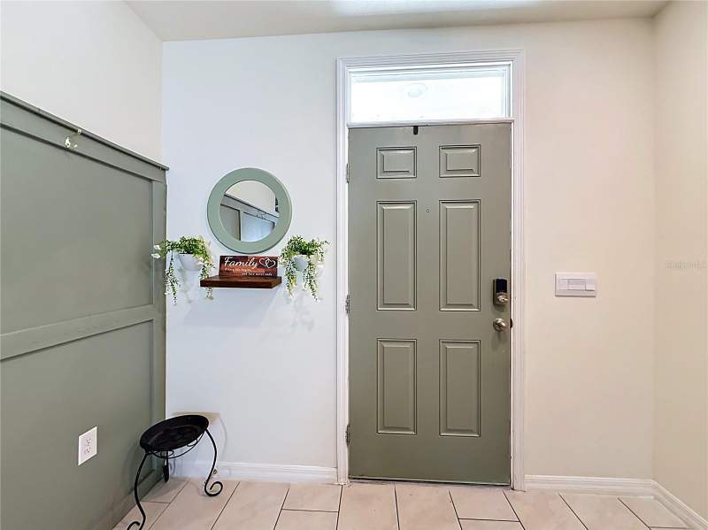 5 bedroom Single Family Residence at 182 Amberwood Way, Magnolia Pointe, Umatilla — photo 3