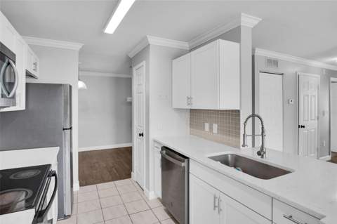 18245 Bridle Club Drive, Tampa FL - photo 16 of 33