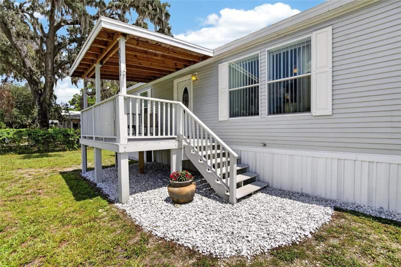 4 bedroom Manufactured Home at 38310 Pear Court, Zephyrhills Colony Company Lands, Zephyrhills — photo 4