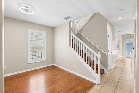 5906 Beaconpark Street, Lithia FL - photo 13 of 81