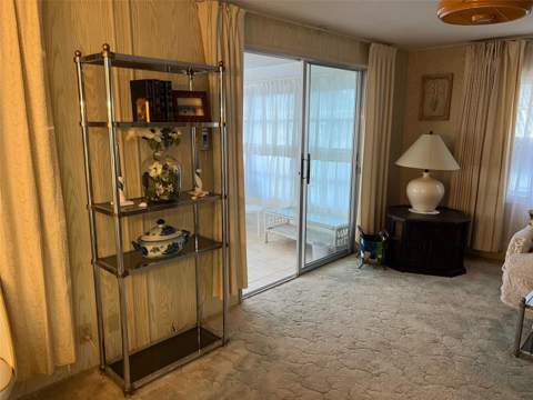 201 Royal Palm Circle, Largo FL - photo 8 of 28