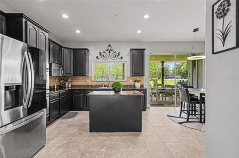 12915 Carlington Ln, Riverview FL - photo 12 of 37