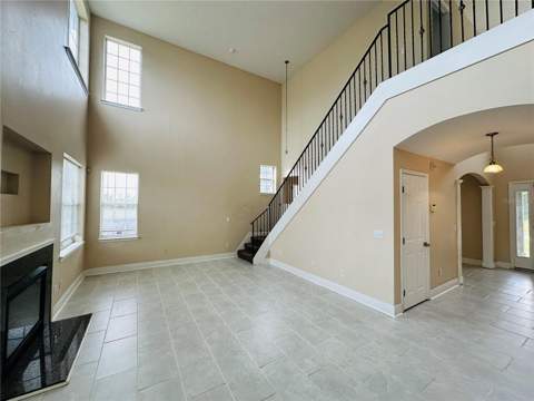 438 Palm Drive, Sanford FL - photo 9 of 44