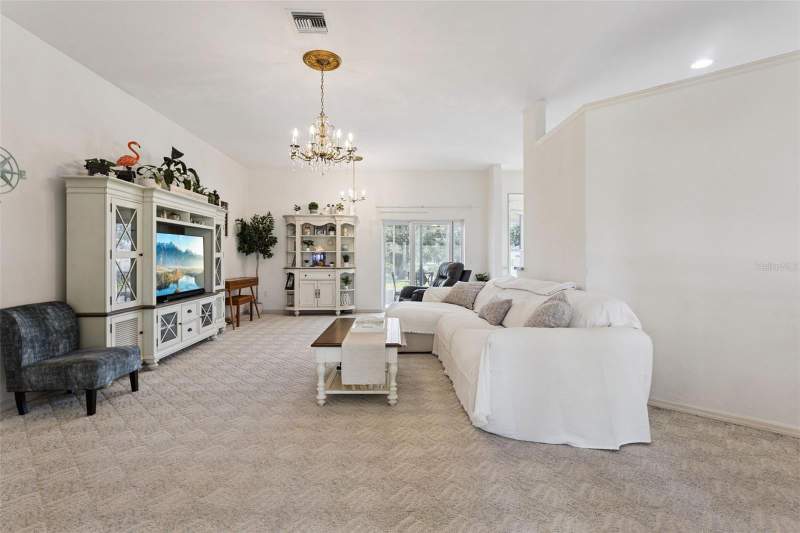 3 bedroom Single Family Residence at 39622 Harbor Hills Boulevard, Harbor Hills Pt Rep, Lady Lake — photo 5