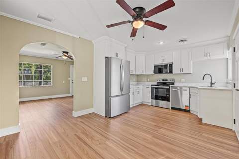 603 Indiana Avenue, Crystal Beach FL - photo 11 of 37