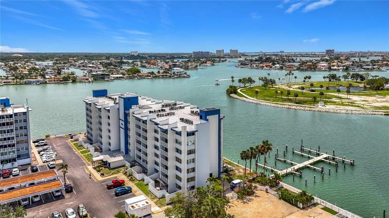 450 TREASURE ISLAND CAUSEWAY #111 home for sale in Treasure Island Tennis & Yacht Club