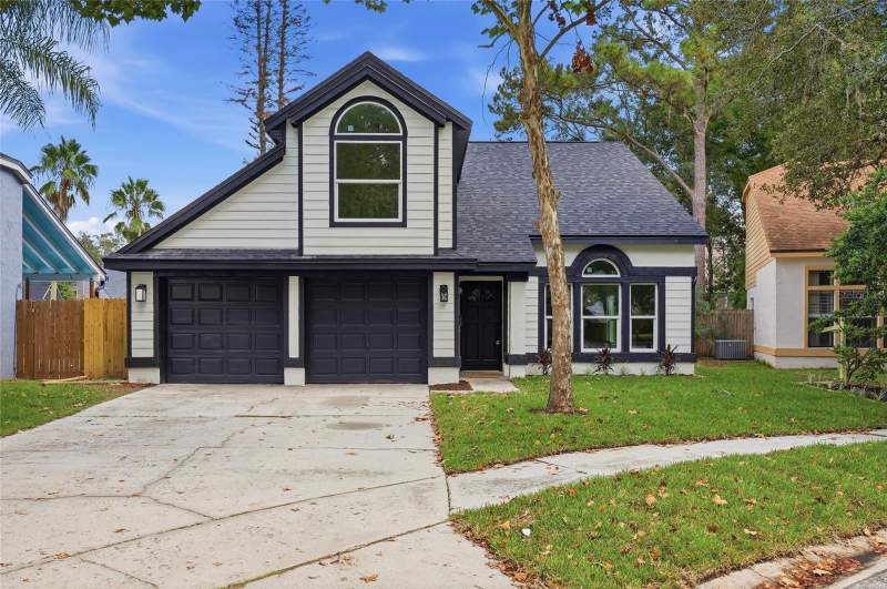 613 CHARING CROSS COURT home for sale in Greenwood Lakes