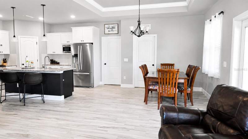 4 bedroom Single Family Residence at 1960 SW 247th Way, Countryway Of Newberry Ph I, Newberry — photo 3
