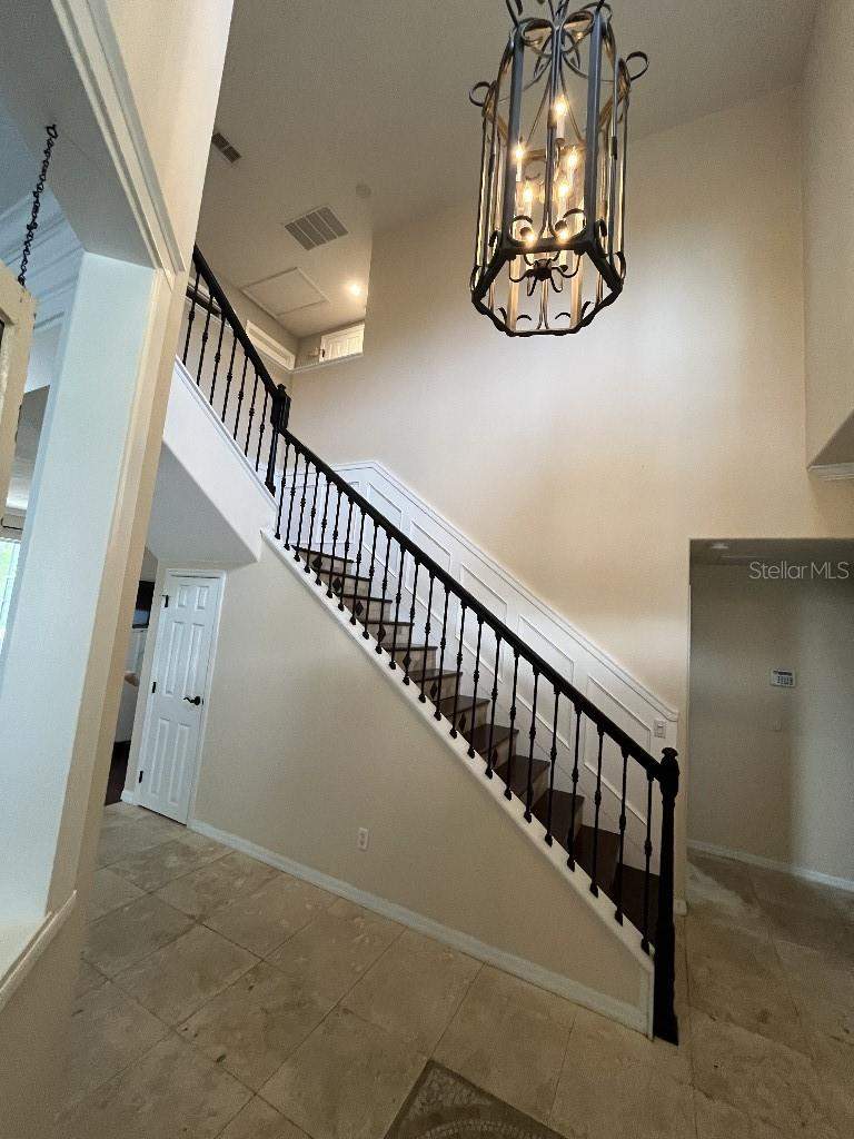 5 bedroom Single Family Residence at 5879 Lake Melrose Drive, Vista Lakes Village N-7 Melrose, Orlando — photo 4