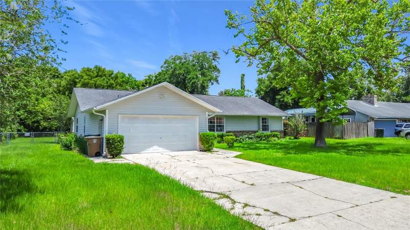 3 bedroom Single Family Residence at 707 NE 46th Court, Blue Ridge, Ocala — photo 5