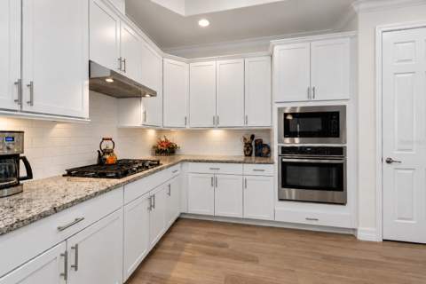 16422 Hillside Circle, Bradenton FL - photo 11 of 51