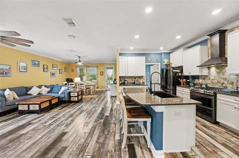 21922 Crest Meadow Drive, Land O Lakes FL - photo 10 of 30