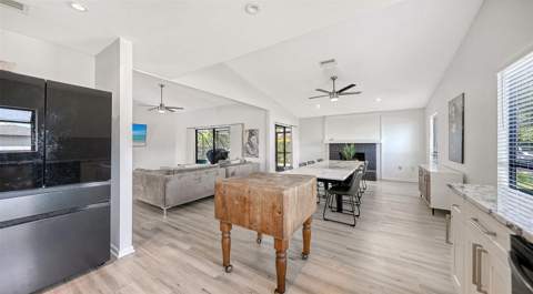 5744 Augusta Circle, Sarasota FL - photo 18 of 50