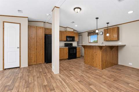 9066 Pinehaven Way, Englewood FL - photo 13 of 59