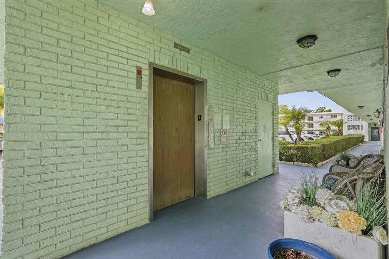 2 bedroom Condominium at 5973 Terrace Park Drive #109, Terrace Park Of Five Towns, St Petersburg — photo 3