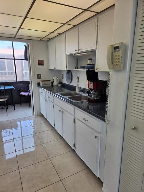 5969 Terrace Park Drive #305, St Petersburg FL - photo 6 of 6