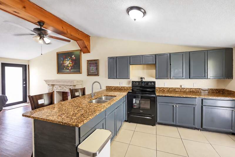 4 bedroom Single Family Residence at 21 S Palm Avenue, Willow Creek, Kissimmee — photo 5
