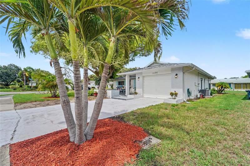 2 bedroom Single Family Residence at 1496 Queen Anne Drive, Highland Lakes, Palm Harbor — photo 4