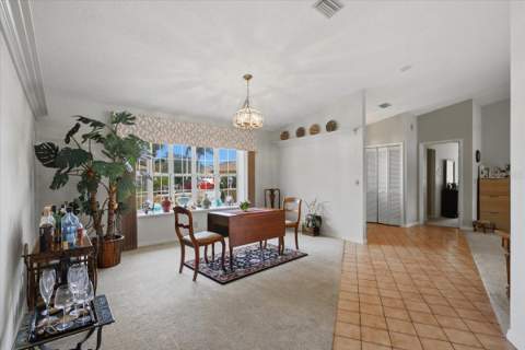 5 Cherrytree Court, Palm Coast FL - photo 16 of 54