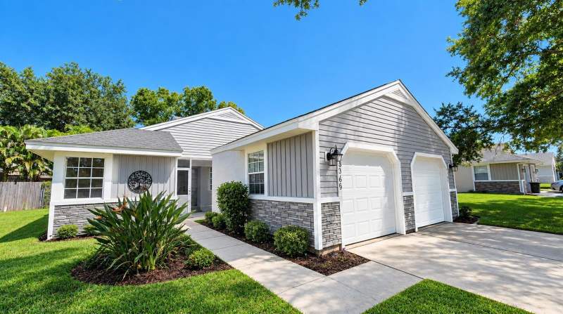 Cloverplace Condo