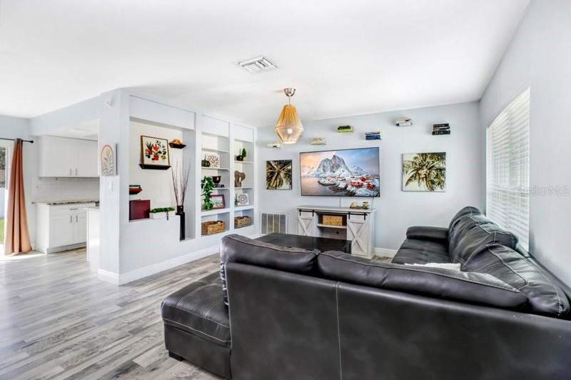 3 bedroom Single Family Residence at 5005 E 110th Avenue, Terrace Park Unit 5 Rev, Tampa — photo 3