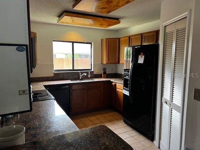 4 bedroom Single Family Residence at 18330 Cypress View Way, Pebble Creek Village Unit 5, Tampa — photo 5