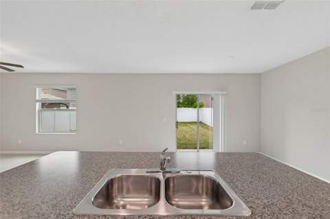 3715 Daisy Bloom Place, Tampa FL - photo 8 of 81