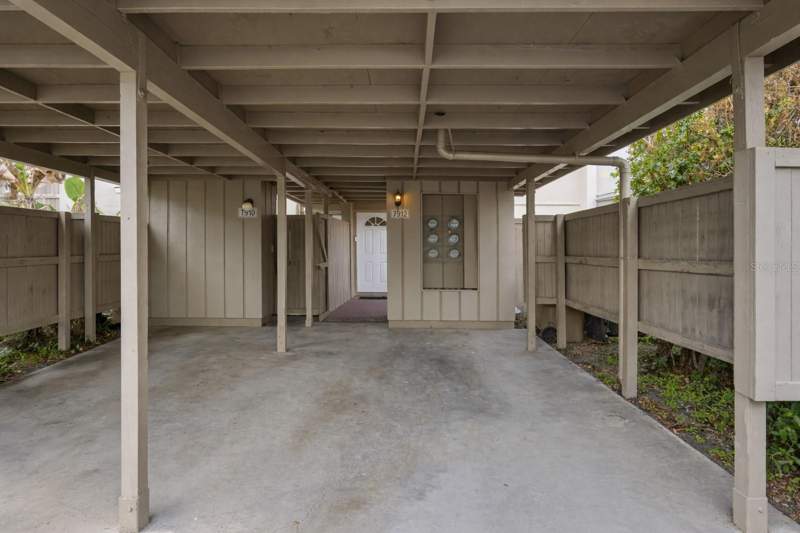 2 bedroom Condominium at 7912 Cedar Drive #7912, Meadowood Condo Village, Temple Terrace — photo 2