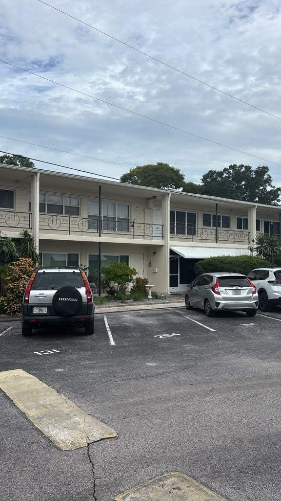 2 bedroom Condominium at 4032 57th Street #264, Clearview Oaks Bldg 5, Kenneth City — photo 3