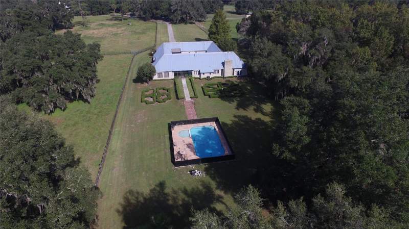 5 bedroom Farm at 19350 NW 123rd Court, Na, Micanopy — photo 2