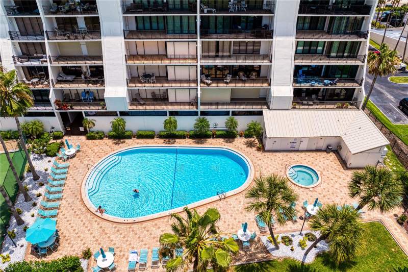 2 bedroom Condominium at 1250 Gulf Boulevard #302, Landmark Towers 2, Clearwater Beach — photo 5