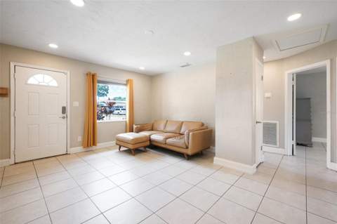 1547 56th Avenue, St Petersburg FL - photo 6 of 6