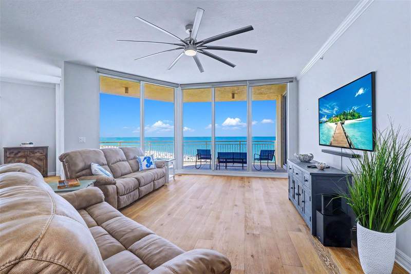 4 bedroom Condominium at 15208 Gulf Boulevard #601, Sereno Condo, Madeira Beach — photo 4