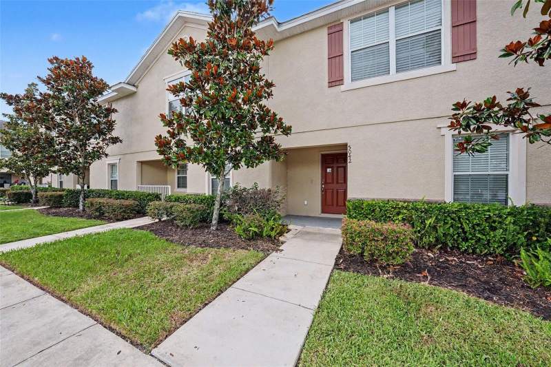 4 bedroom Townhouse at 5042 CHIPOTLE LANE, SANTA FE AT WESTBROOKE, WESLEY CHAPEL — photo 2