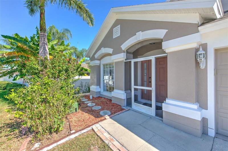 4 bedroom Single Family Residence at 13326 Evening Sunset Lane, South Cove Ph 2/3, Riverview — photo 4