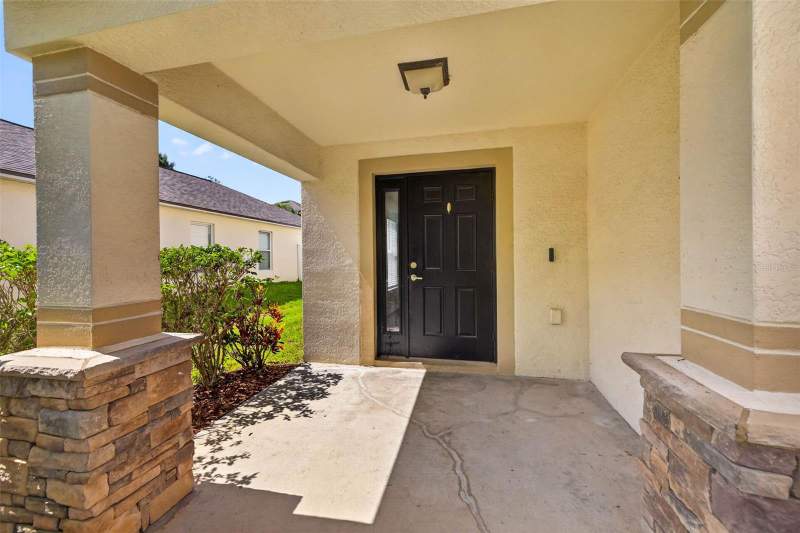 5 bedroom Single Family Residence at 10717 Shady Preserve Drive, Shady Creek Preserve Ph 1, Riverview — photo 3