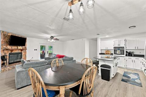 9124 Carey Road, Lithia FL - photo 11 of 60